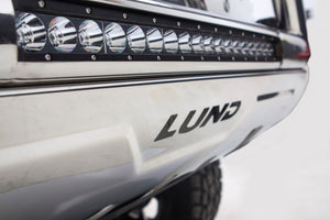 Lund 19-22 Chevrolet Silverado 1500 (Excl. 2019 LD)  Bull Bar w/Led Light Bar - Polished