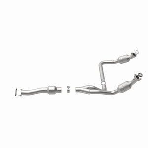 MagnaFlow Conv Direct Fit 2011-2014 Express 1500 4.3L Underbody