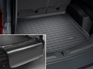 WeatherTech 2020+ Audi Q5 PHEV Cargo With Bumper Protector - Black