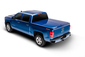 Undercover 18-19 Toyota Tacoma 6ft Lux Bed Cover - Calvary Blue (Req Factory Deck Rails)