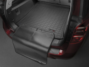 WeatherTech 2019+ Infiniti QX50 Cargo Liner w/Bumper Protector - Black