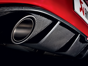 Akrapovic 13-17 Volkswagen Golf GTI (VII) Evolution Race Line w/ Cat (Titanium) w/ Carbon Tips